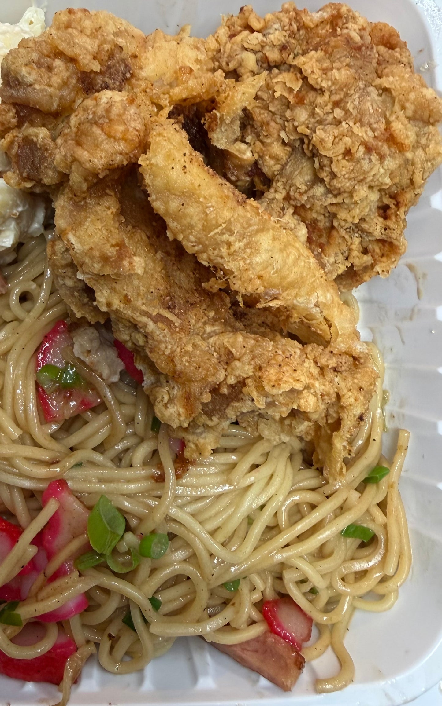 Fried Saimin & Fried Chicken