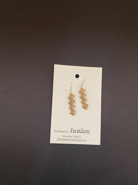 4 - Straight Dangle Lauhala