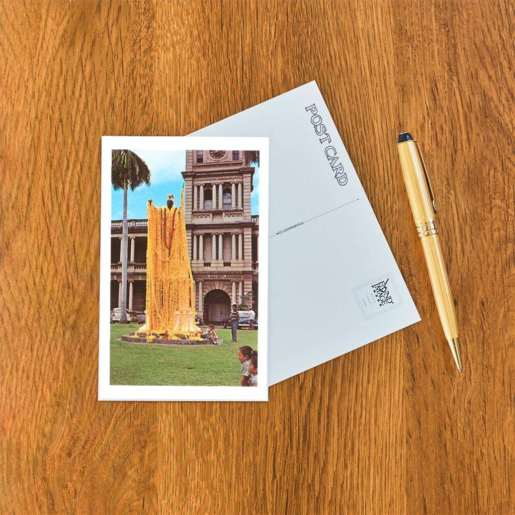 Postcard King Kamehameha Draped in Leis