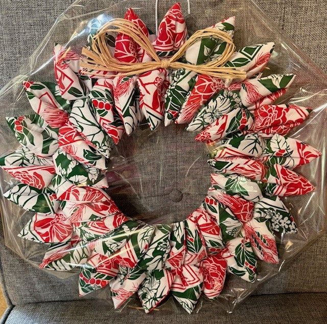 Ula'ula + Oma'oma'o Wreath - In Store Pick Up Only